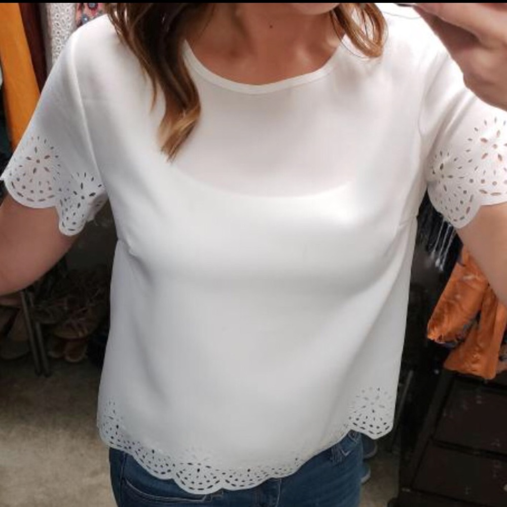 SHEIN White Scallop Hem Eyelet Blouse | Feminine Summer Top | NWT - Picture 3 of 3
